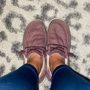 Maroon Hey Dude women’s shoes (Size 8)